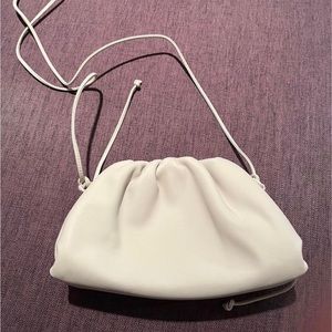 Bottega Veneta  ‘The Pouch 20’ clutch